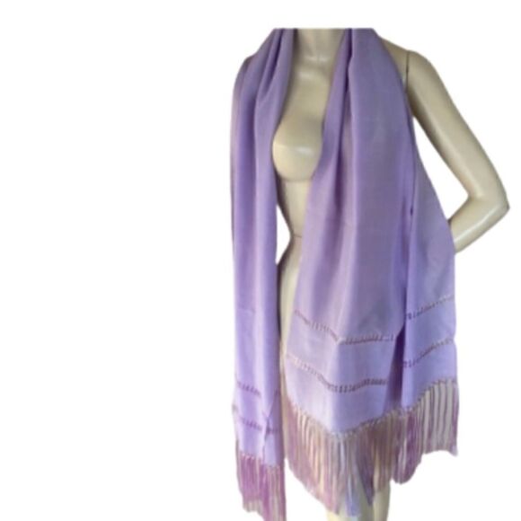 New lilac Woven fringed Shawl or Coverup Thin knit wrap - Picture 1 of 17